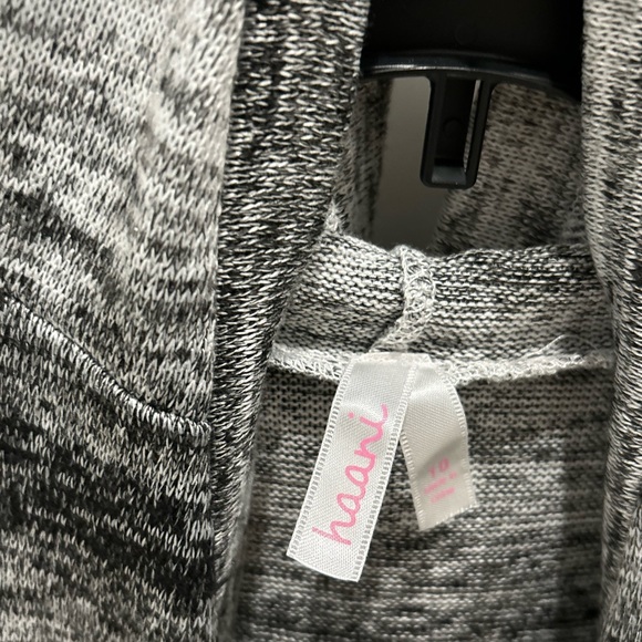 Haani light sweater with hoodie for girls/boys size 10 95% polyester & 5%spandex - Picture 4 of 6